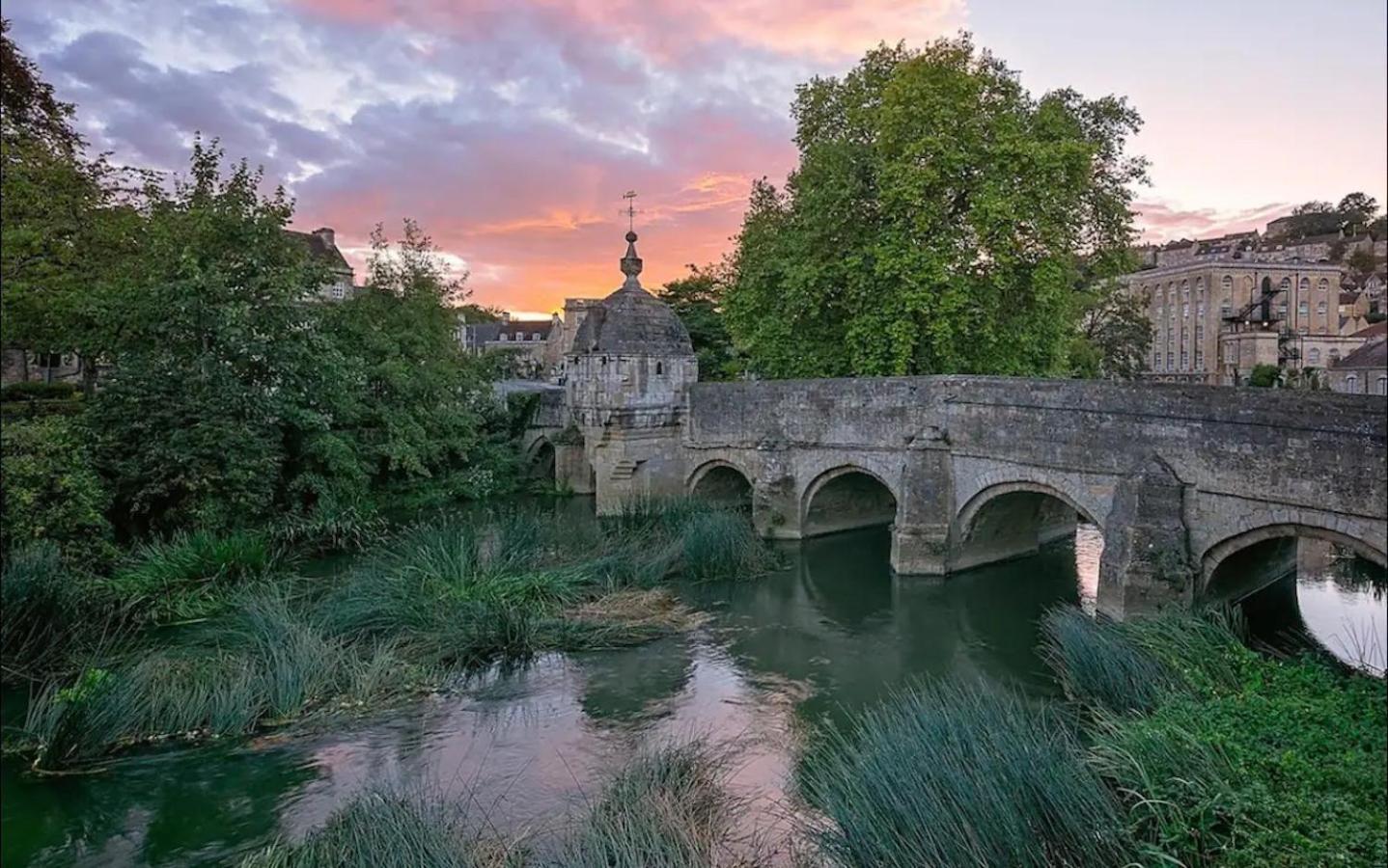 Ferienwohnung Granby Estate The Old Pool House Bradford-On-Avon Exterior foto